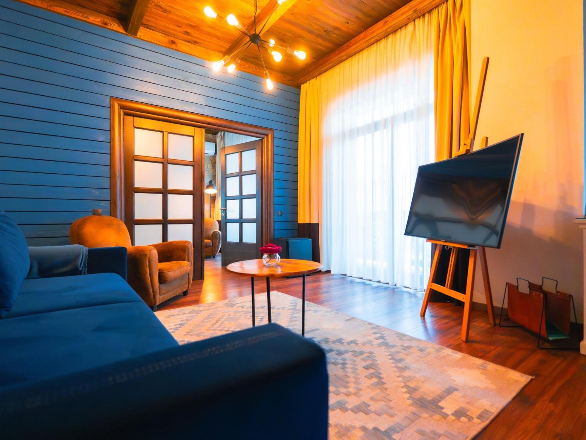 Kaban Boutique - 5Star Central Villa In Vatra Dornei Esterno foto